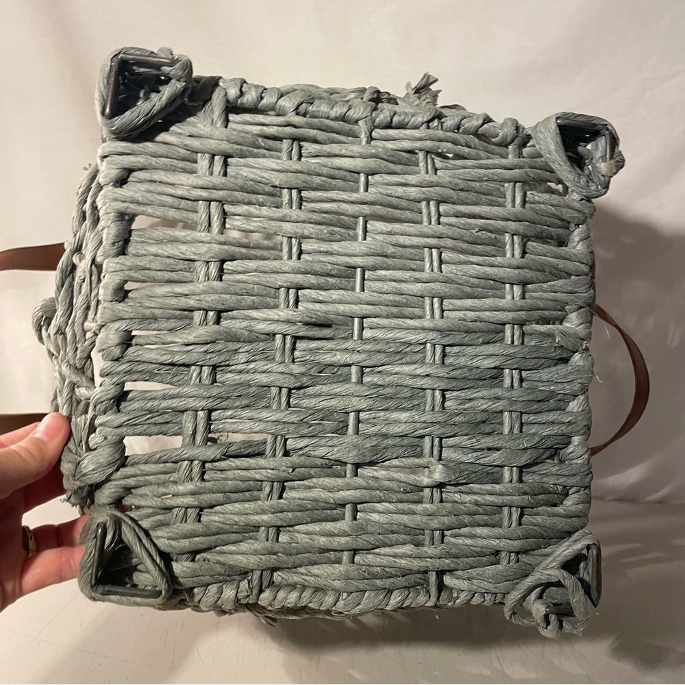 Woven gray Basket with brown Leather Handles width 14” deep 11” 4 metal feet - Picture 7 of 7
